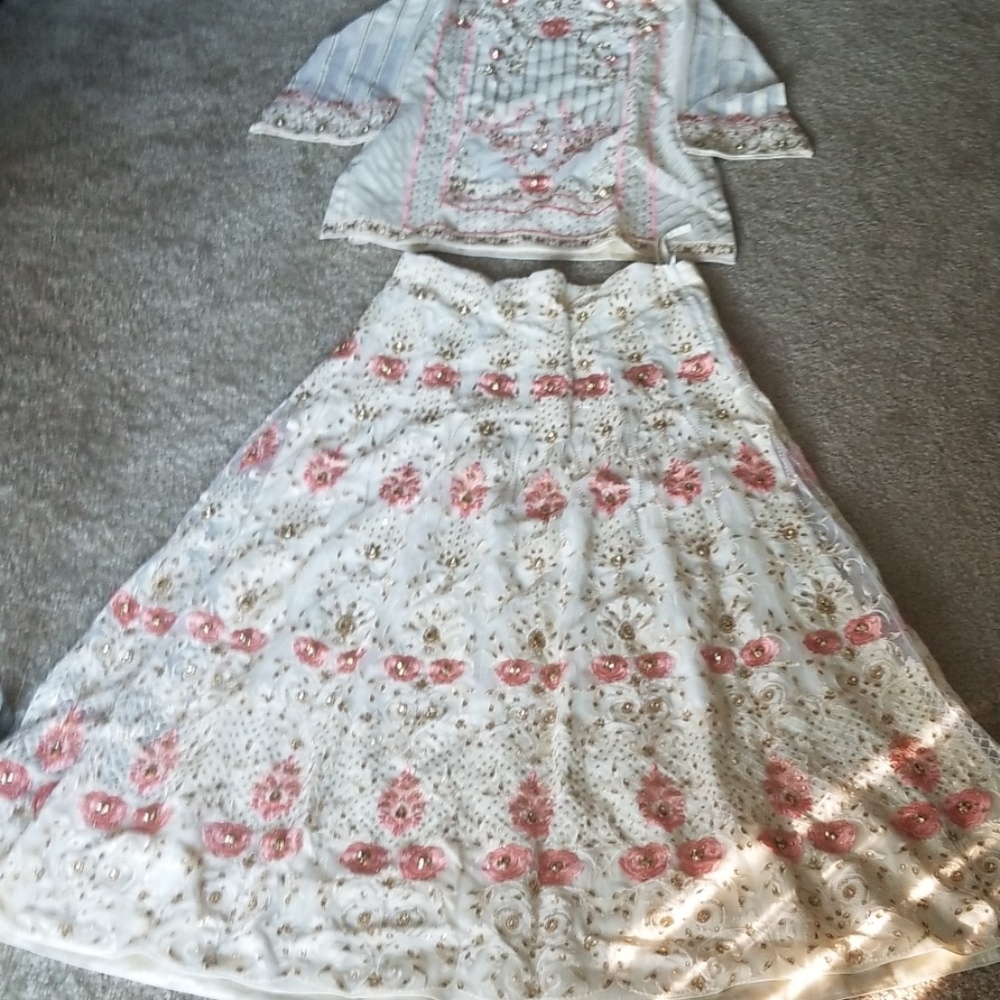 Pakistani/Indian langa